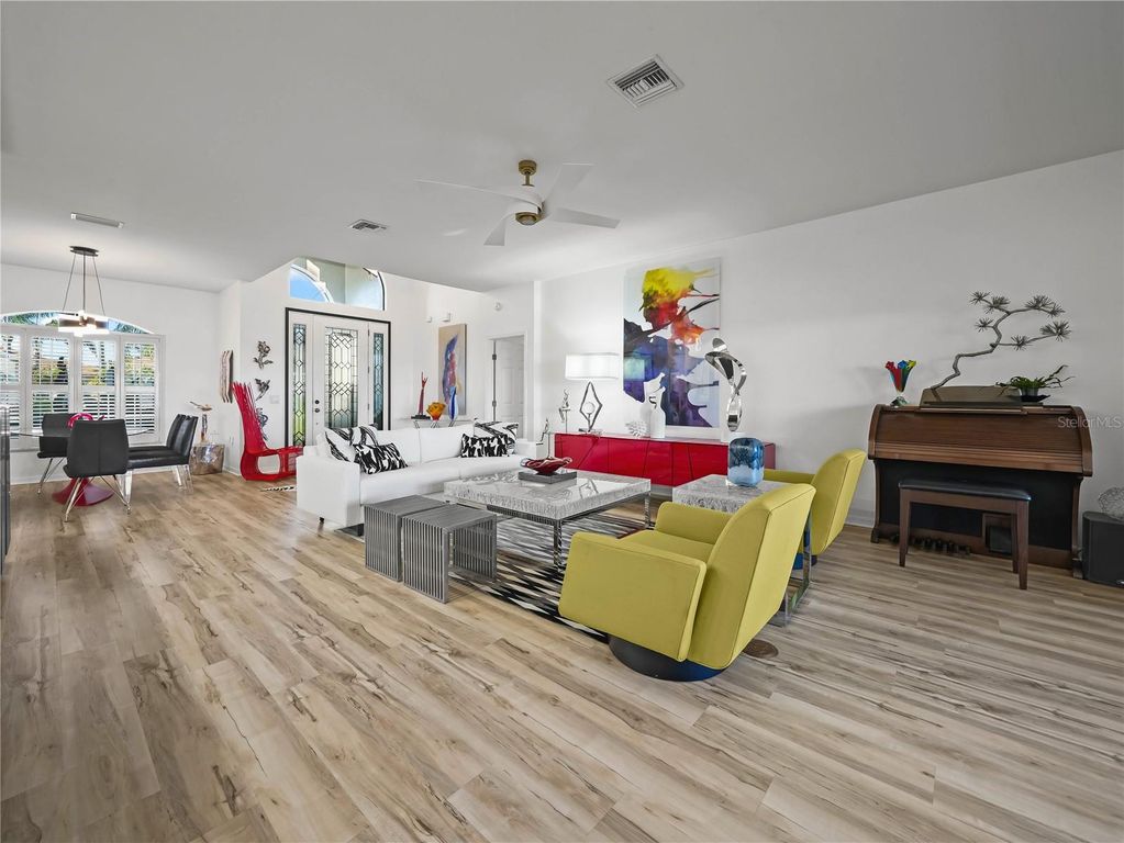 Image 12 of property listing at 4083 ASHTON CLUB DRIVE, Lake Wales, FL 33859