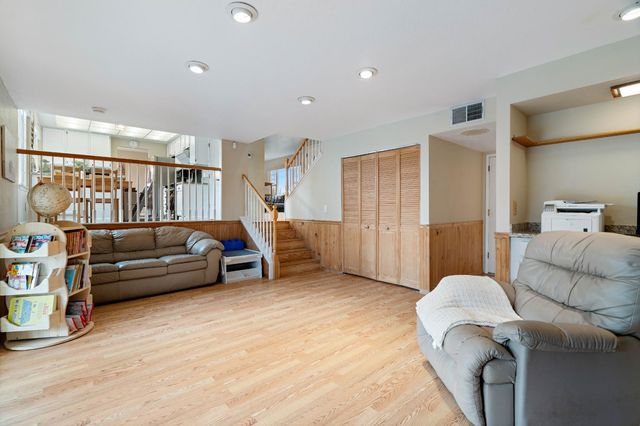 2455 Cheim Blvd, Marysville, CA 95901