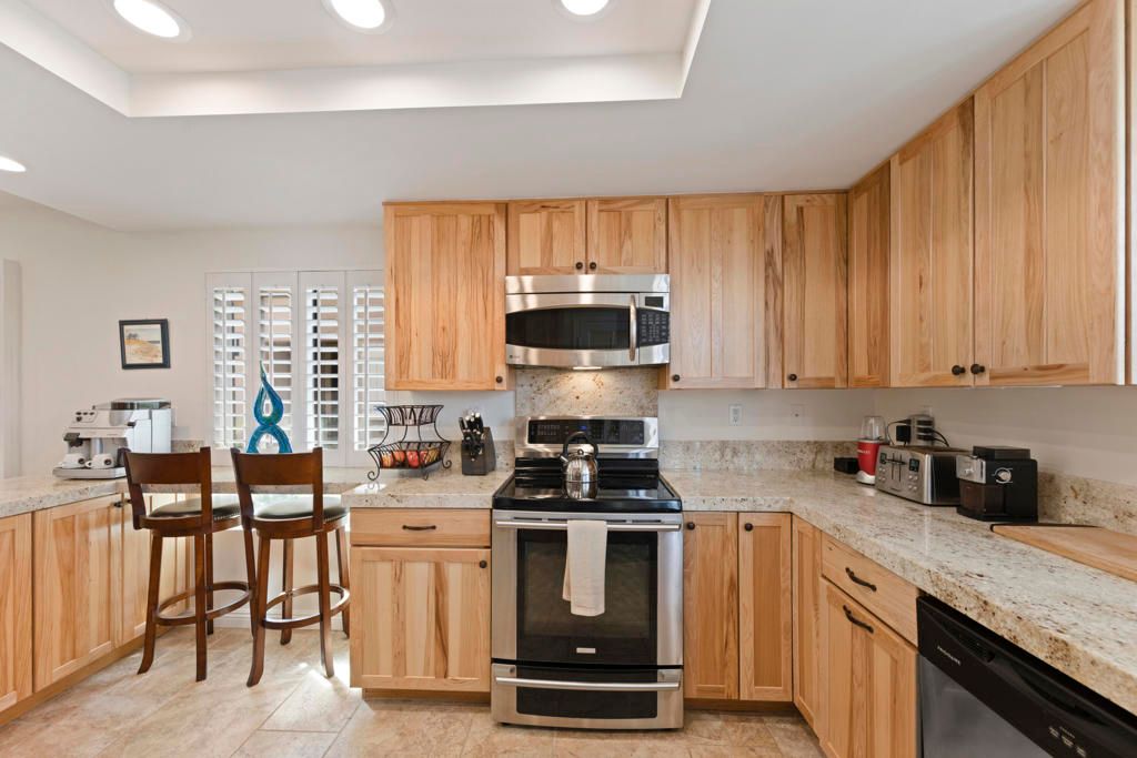 Image 13 of property listing at 262 Castellana S, Palm Desert, CA 92260