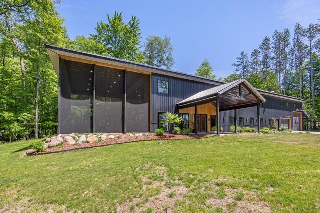9555 Kath Court Ne, Cannon Twp, MI 49341