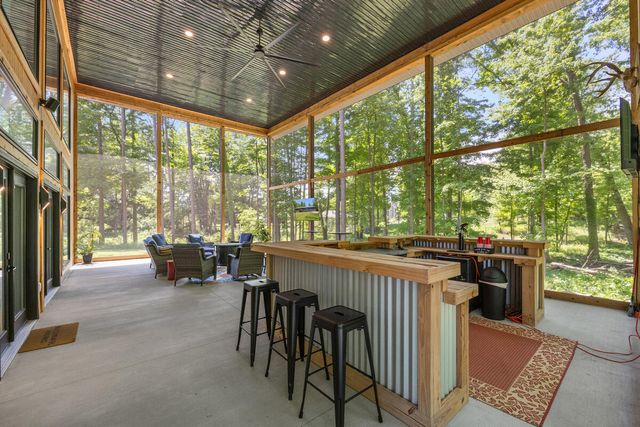 9555 Kath Court Ne, Cannon Twp, MI 49341