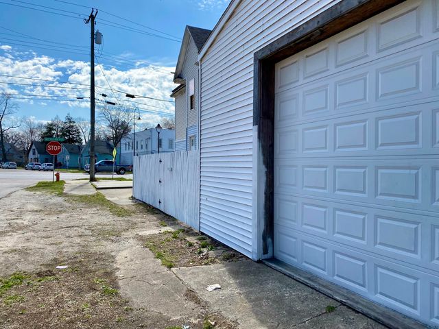 1214 E Michigan Boulevard, Michigan City, IN 46360