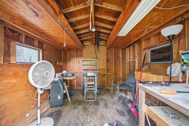 11106 Patterson Lake Drive, Pinckney, MI 48169