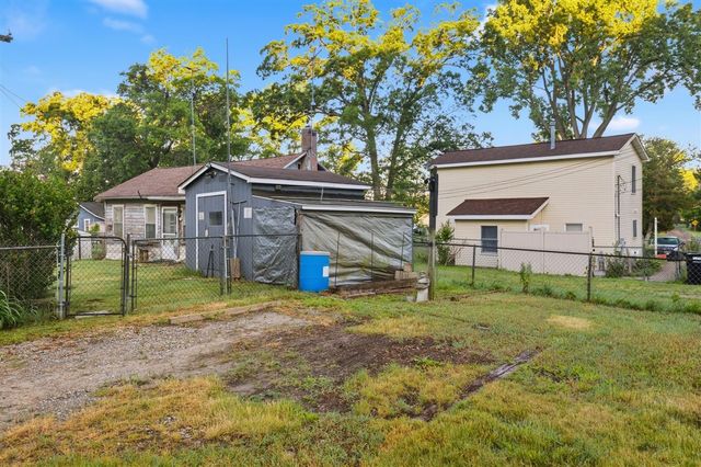 11106 Patterson Lake Drive, Pinckney, MI 48169
