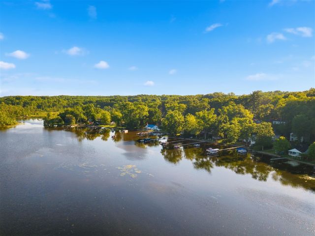 11106 Patterson Lake Drive, Pinckney, MI 48169