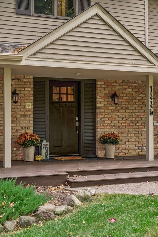 1445 Ranier Lane N, Plymouth, MN 55447 — exterior