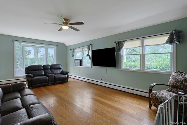 21 Sycamore Lane, Patterson, NY 12563