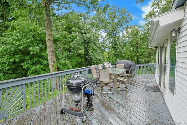 21 Sycamore Lane, Patterson, NY 12563