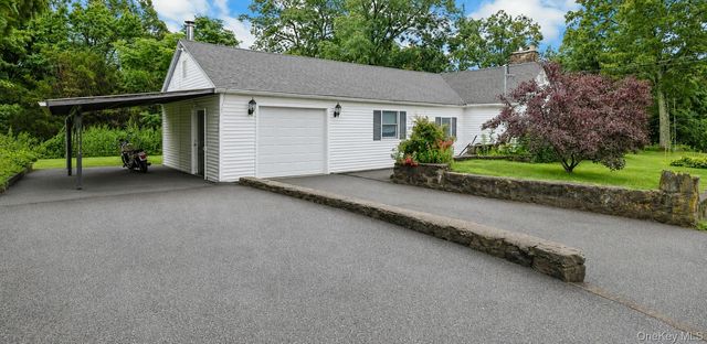 21 Sycamore Lane, Patterson, NY 12563