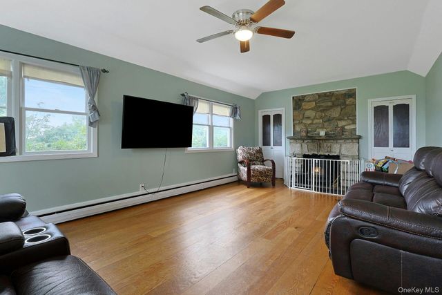 21 Sycamore Lane, Patterson, NY 12563