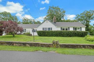 21 Sycamore Lane, Patterson, NY 12563