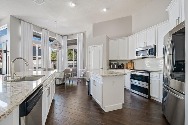 13927 MAGNOLIA GLEN CIRCLE, Orlando, FL 32828