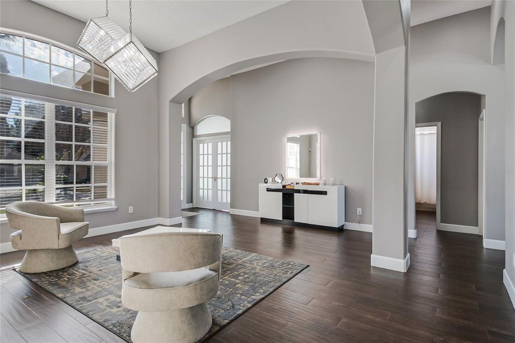 Image 14 of property listing at 13927 MAGNOLIA GLEN CIRCLE, Orlando, FL 32828