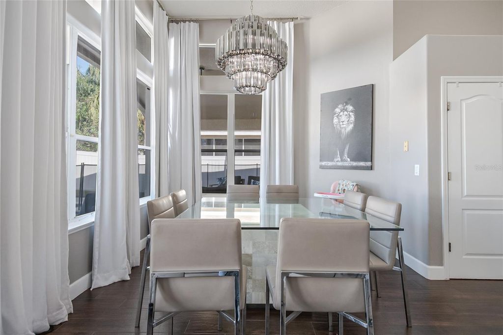 Image 33 of property listing at 13927 MAGNOLIA GLEN CIRCLE, Orlando, FL 32828