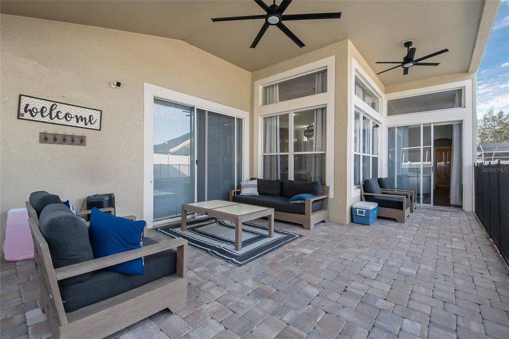 Image 57 of property listing at 13927 MAGNOLIA GLEN CIRCLE, Orlando, FL 32828