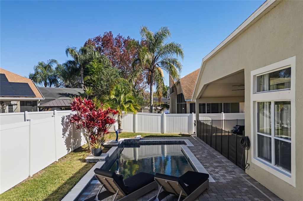 Image 65 of property listing at 13927 MAGNOLIA GLEN CIRCLE, Orlando, FL 32828