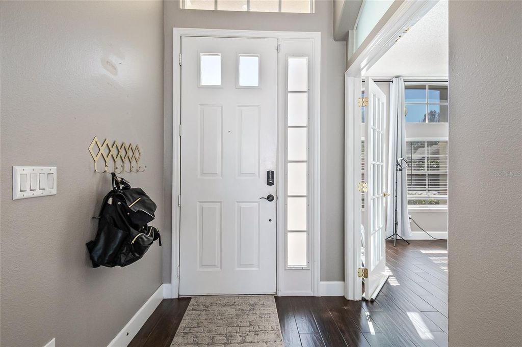 Image 8 of property listing at 13927 MAGNOLIA GLEN CIRCLE, Orlando, FL 32828