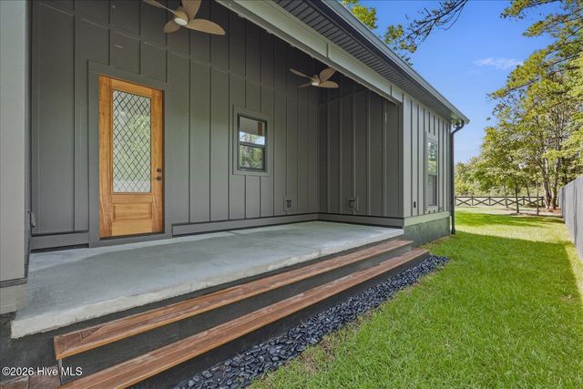511 Friends Road SE, Leland, NC 28451