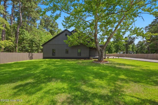 511 Friends Road SE, Leland, NC 28451