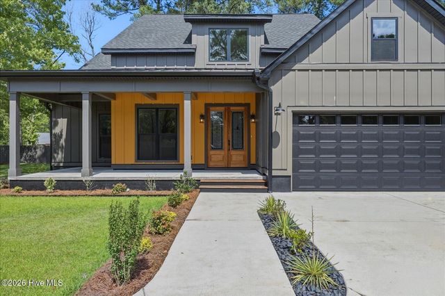 511 Friends Road SE, Leland, NC 28451