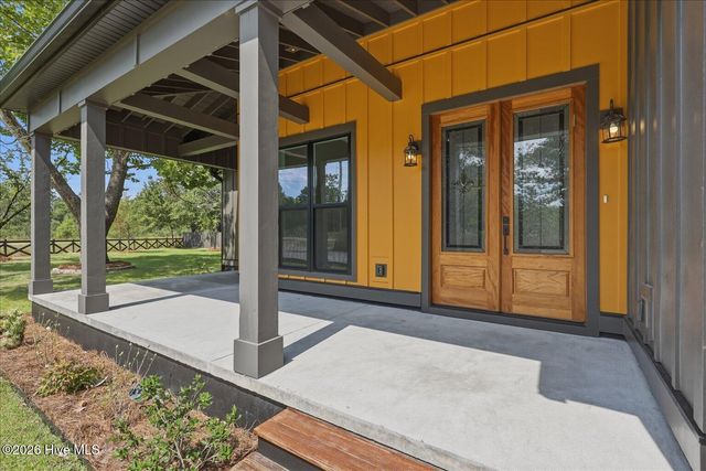 511 Friends Road SE, Leland, NC 28451
