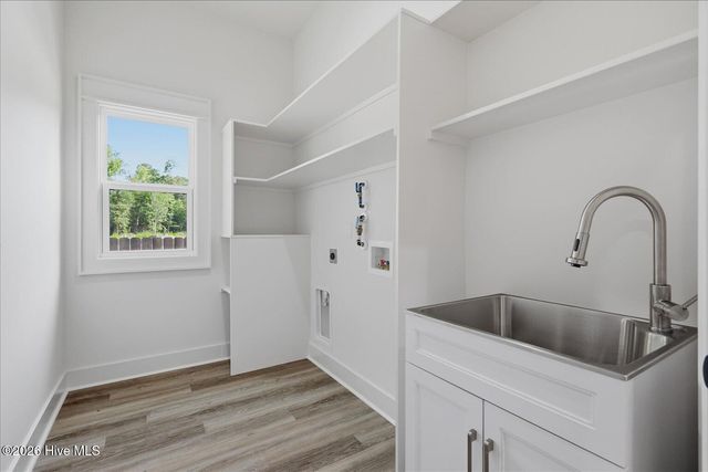 511 Friends Road SE, Leland, NC 28451
