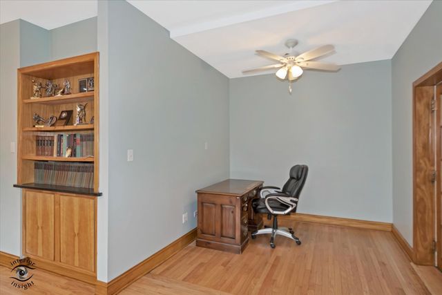10050 S Damen Avenue, Chicago, IL 60643