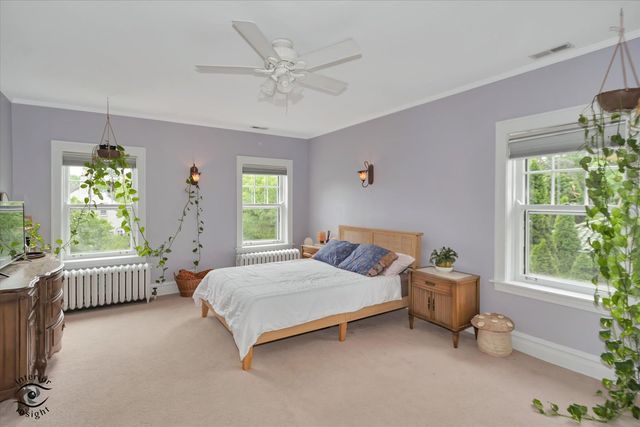 10050 S Damen Avenue, Chicago, IL 60643