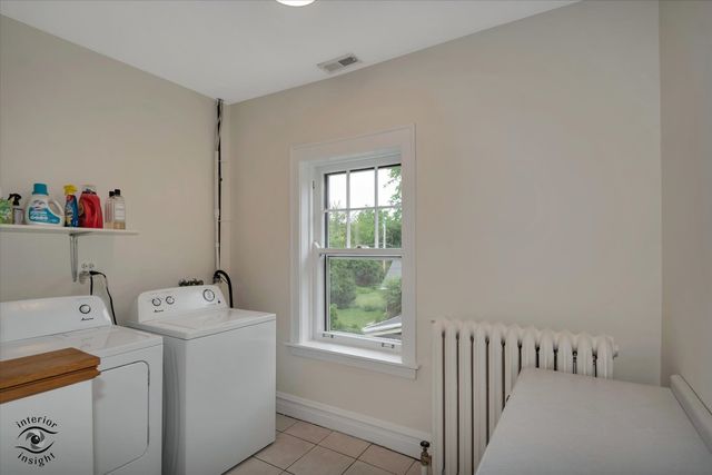 10050 S Damen Avenue, Chicago, IL 60643