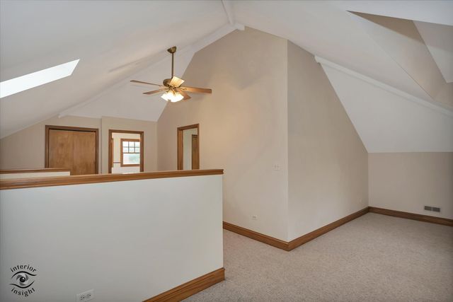 10050 S Damen Avenue, Chicago, IL 60643