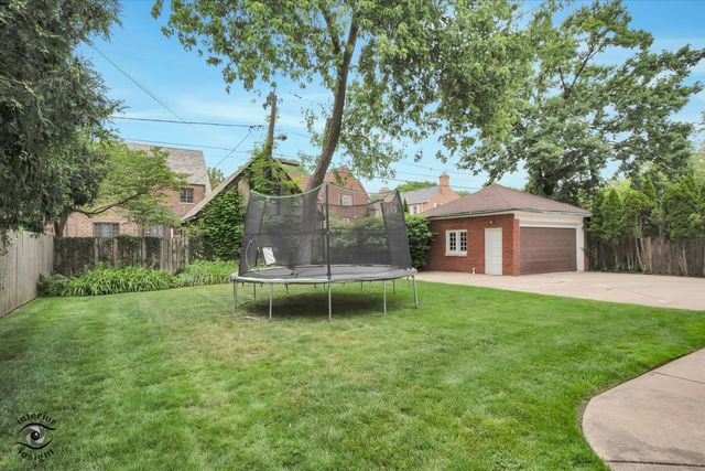 10050 S Damen Avenue, Chicago, IL 60643