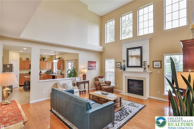 8958 Colebrook Road, Upper Macungie Twp, PA 18031