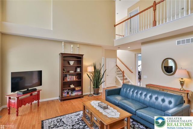 8958 Colebrook Road, Upper Macungie Twp, PA 18031