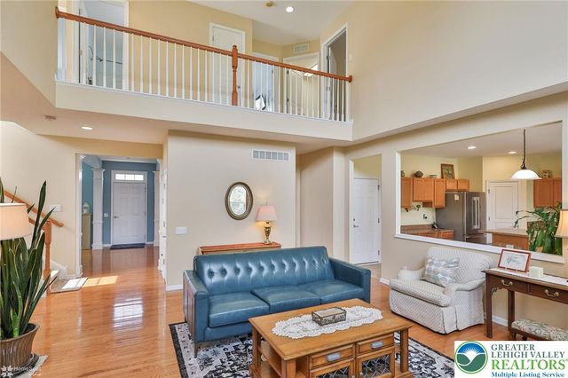 8958 Colebrook Road, Upper Macungie Twp, PA 18031