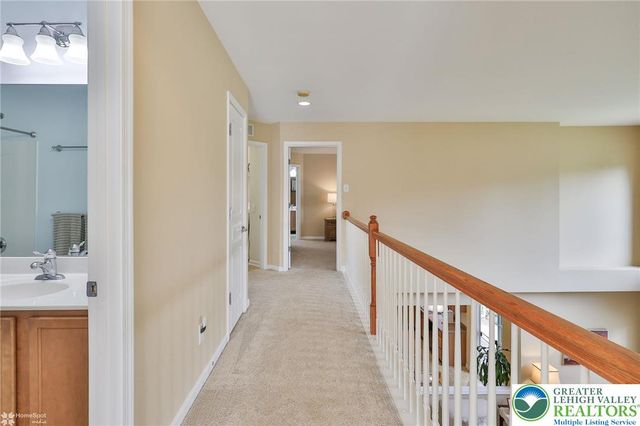 8958 Colebrook Road, Upper Macungie Twp, PA 18031