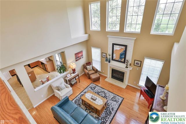 8958 Colebrook Road, Upper Macungie Twp, PA 18031