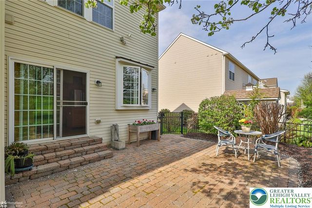 8958 Colebrook Road, Upper Macungie Twp, PA 18031