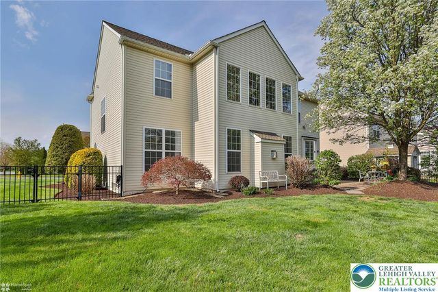 8958 Colebrook Road, Upper Macungie Twp, PA 18031