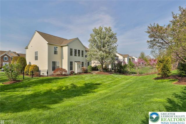 8958 Colebrook Road, Upper Macungie Twp, PA 18031