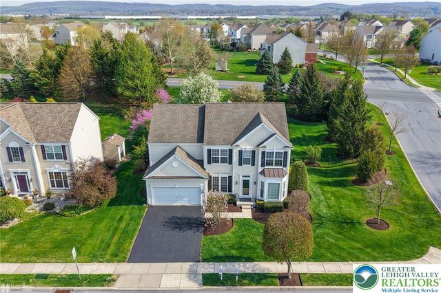 8958 Colebrook Road, Upper Macungie Twp, PA 18031