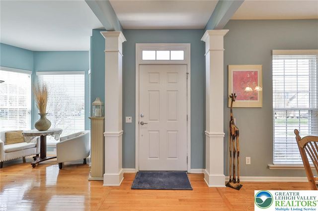 8958 Colebrook Road, Upper Macungie Twp, PA 18031