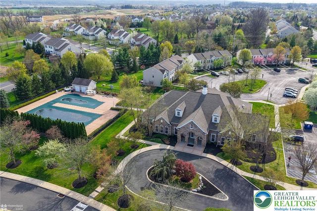 8958 Colebrook Road, Upper Macungie Twp, PA 18031