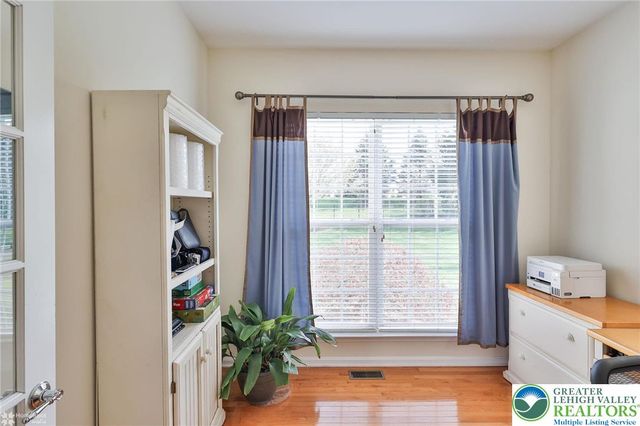 8958 Colebrook Road, Upper Macungie Twp, PA 18031