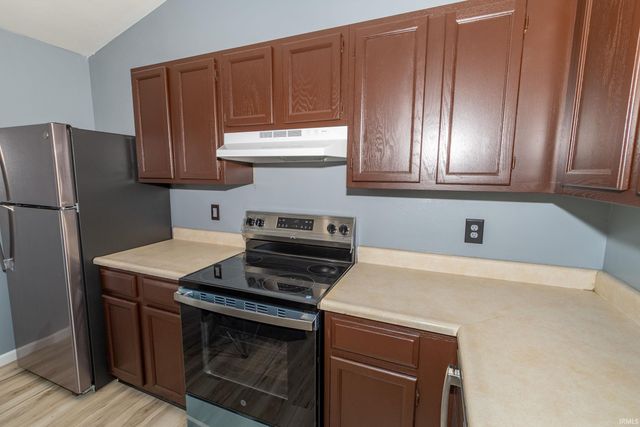 613 W Pine Street, North Liberty, IN 46554