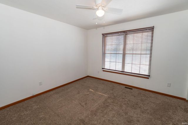 613 W Pine Street, North Liberty, IN 46554