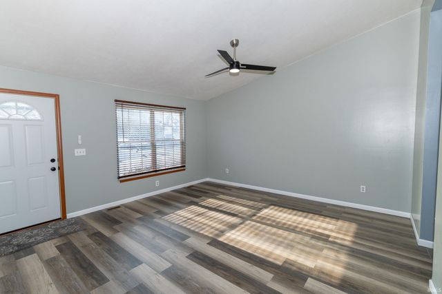 613 W Pine Street, North Liberty, IN 46554