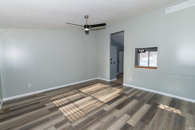 613 W Pine Street, North Liberty, IN 46554