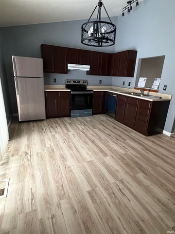 613 W Pine Street, North Liberty, IN 46554