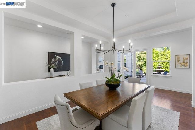 25 Treetop Terrace, Alamo, CA 94507