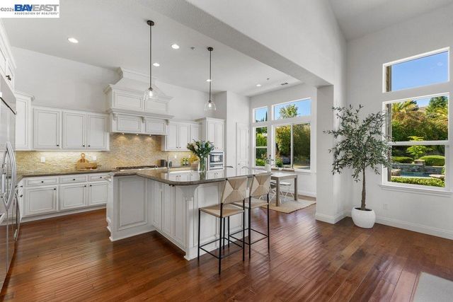 25 Treetop Terrace, Alamo, CA 94507